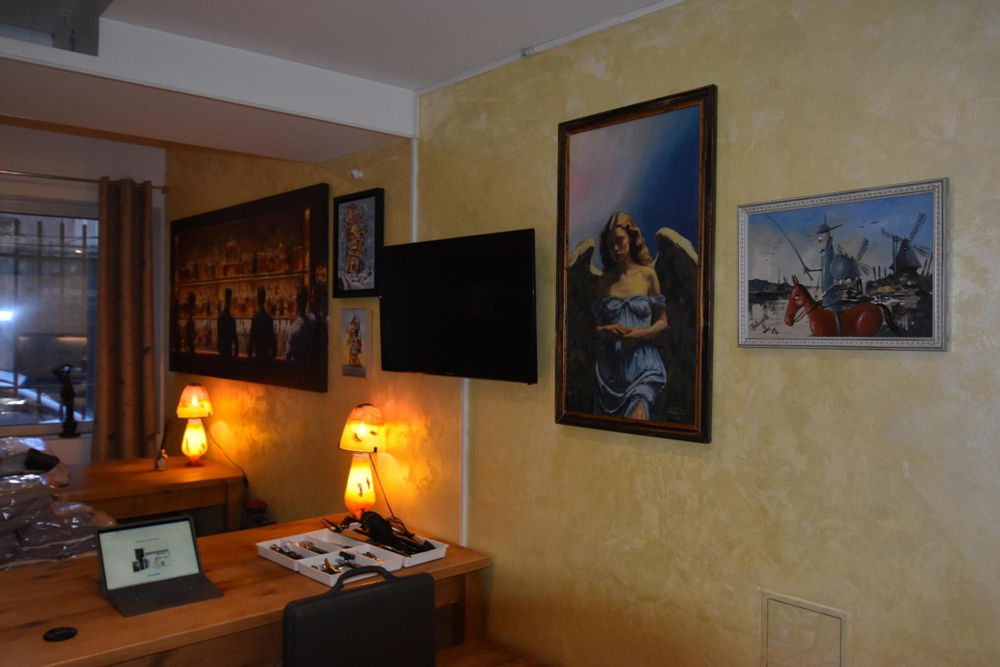 Appartement A l'ombre du Palais à Avignon Extérieur photo