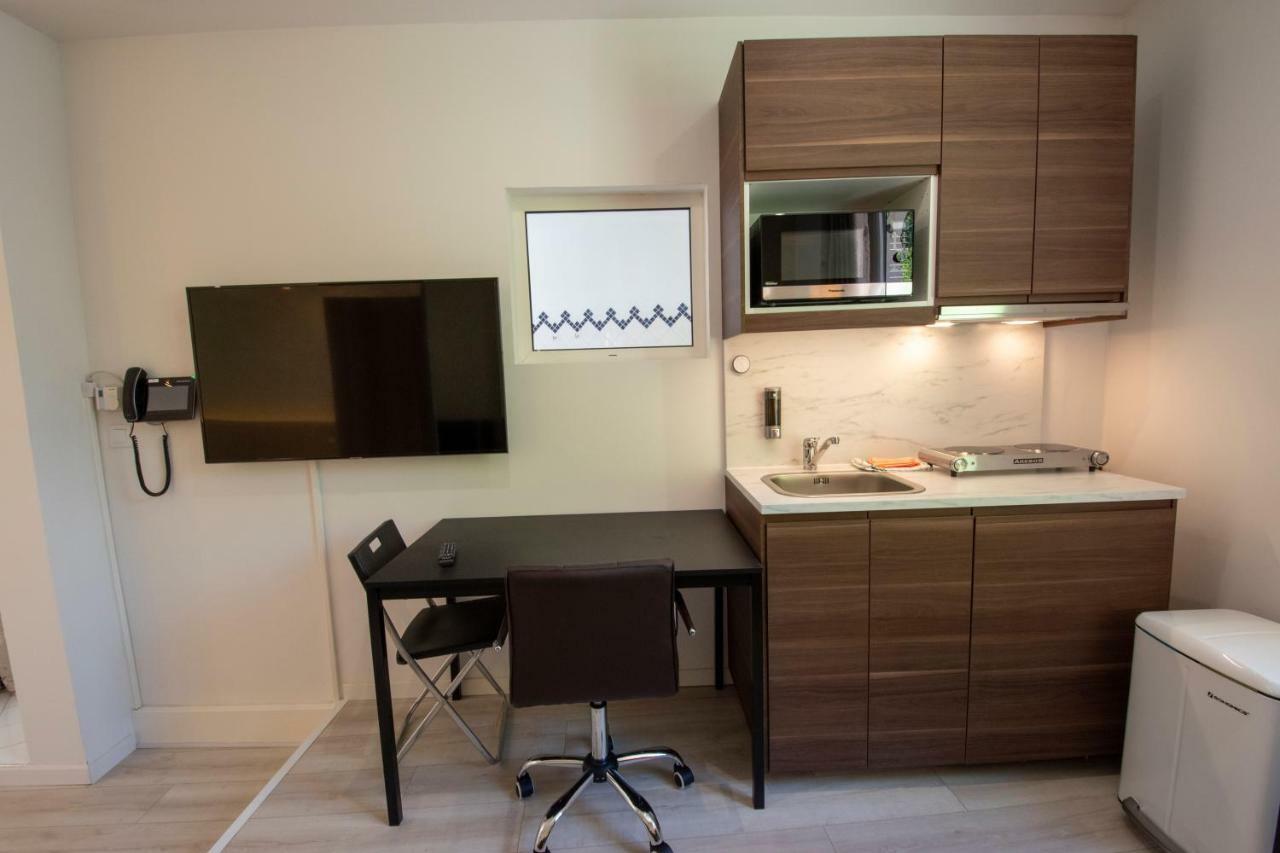 Appartement A l'ombre du Palais à Avignon Extérieur photo